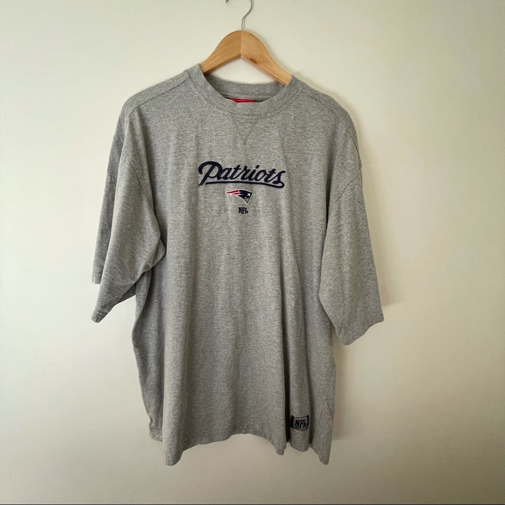 NFL New England Patriots Grey Short Sleeve Shirt